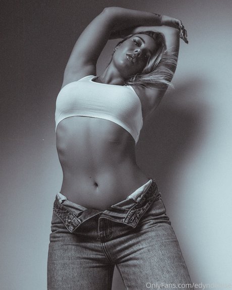 Edyn Mackney 限定スター 写真