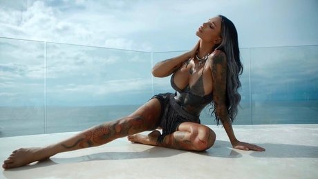 アナル乱交オンリーファンズ ポルノ 画像