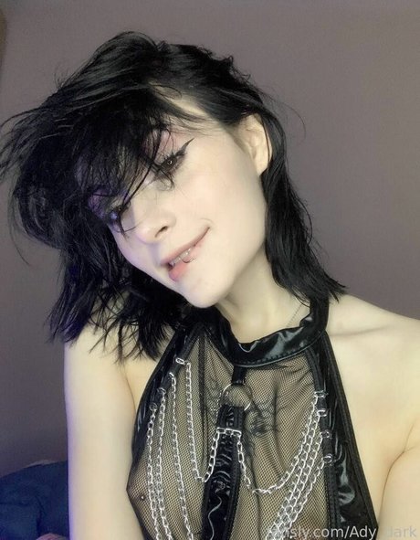 巨大ディルドオンリーファンズ セクシーxxx 写真