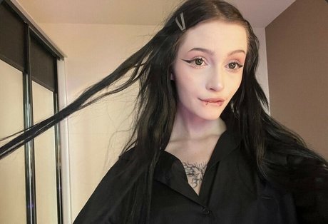 アナルファックオンリーファンズ ポルノ 写真