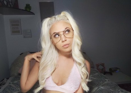 TheyCallMeKirby スターセックス 写真