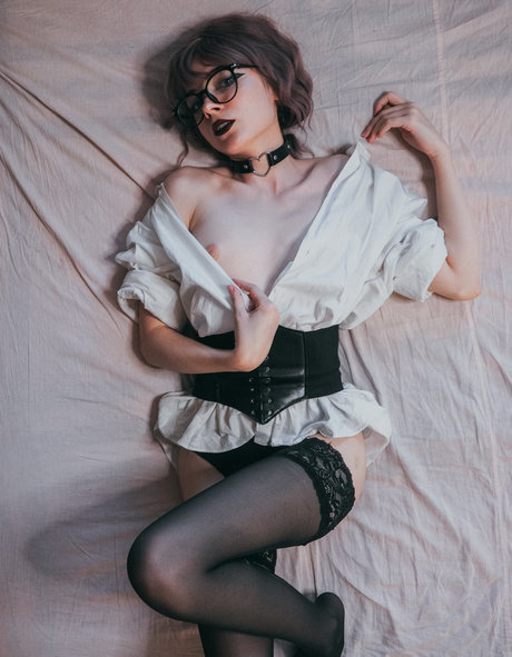 スペードのクイーン オンリーファンズ ポルノ 写真