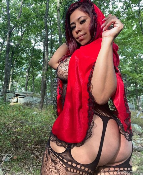 黒人女性のオンリーファンズ エロチック ギャラリー