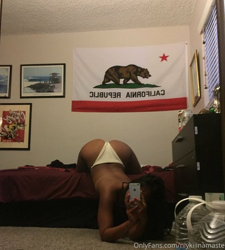 Niykiii Namaste 高品質女優 写真