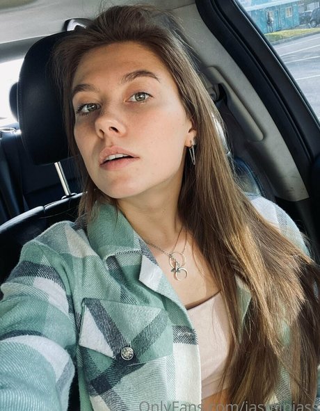 金髪の小人オンリーファンズ アダルト 画像