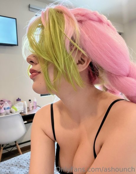 Ashounch ポルノスター xxx 写真