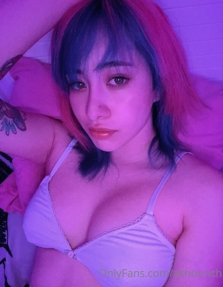 心理学者オンリーファンズ セクシー裸 ギャラリー