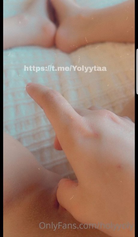 hollyoly エロティックなスター 画像