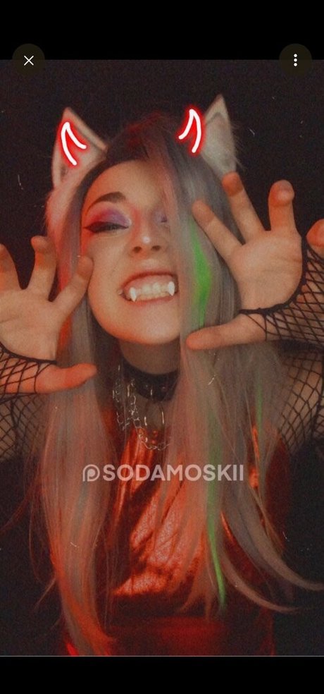 Sodamoskii エロティック女優 写真