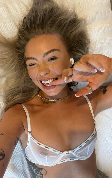 Jess Geary セックススター ギャラリー