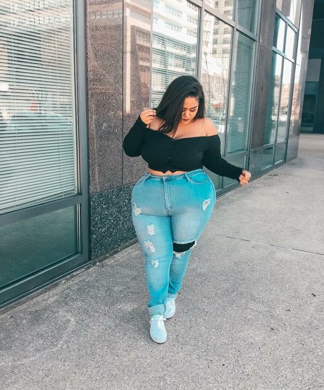 巨尻熟女オンリーファンズ セクシーxxx 画像