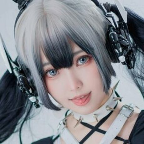 Ely Cosplay セックス女優 画像