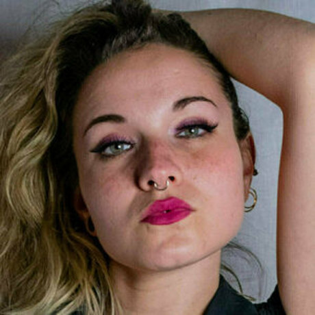 モデルファックオンリーファンズ 無料セックス 画像