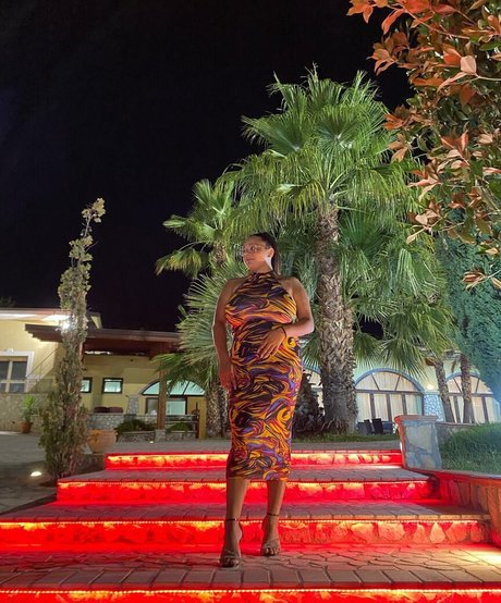 Letizia Scrivani 素敵なポルノスター ギャラリー