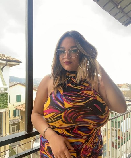 Letizia Scrivani 写真集