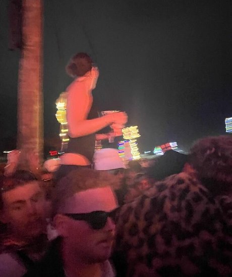 Emilia Dettorre 美しいモデル 画像