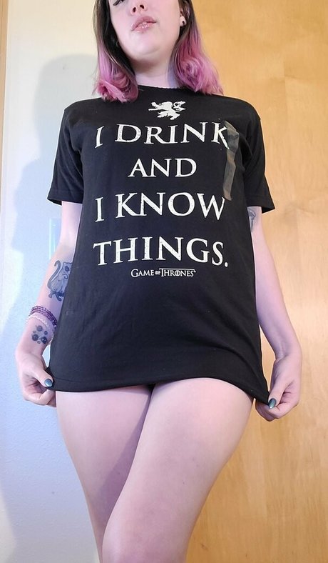 赤毛の痩せたオンリーファンズ えろた 写真