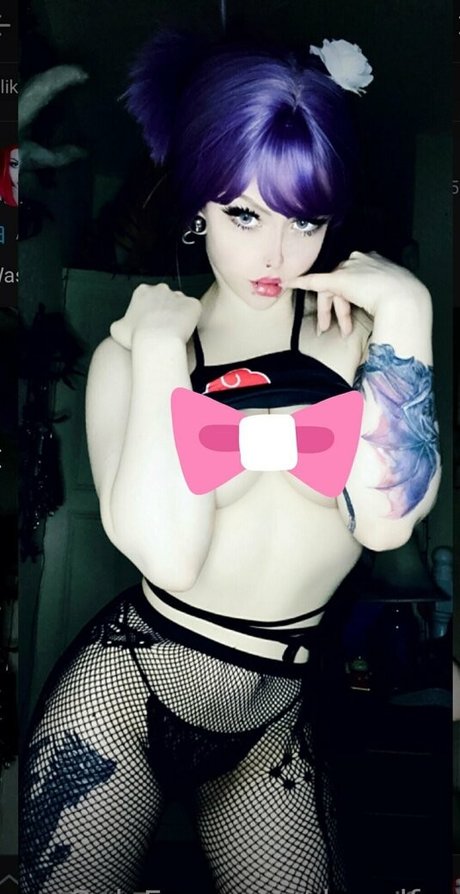 アラブ人妻オンリーファンズ 美しい裸 写真