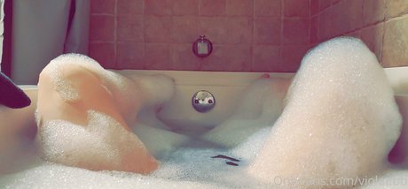 violet bb セクシー女優 写真