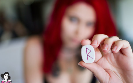 Felynx ポルノスター ヌード 写真