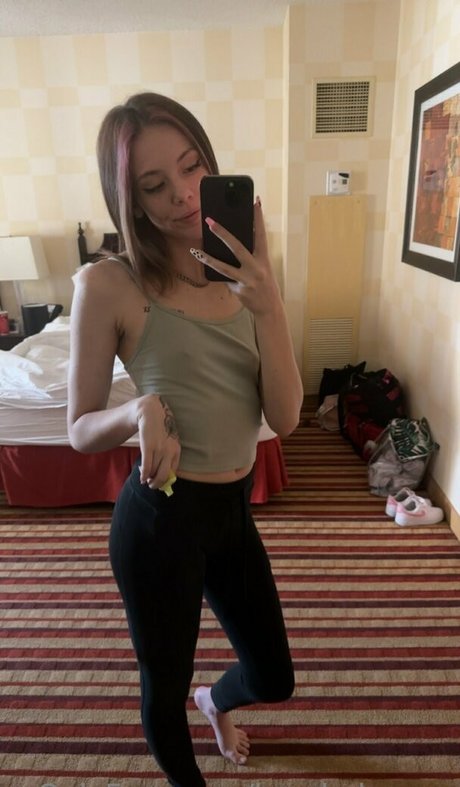 breebaby xox ポルノスター 美しい 写真