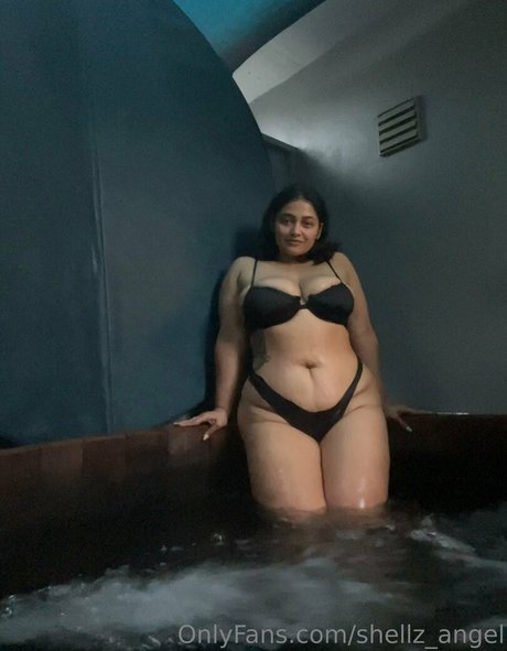 shellz angel ポルノモデル 画像