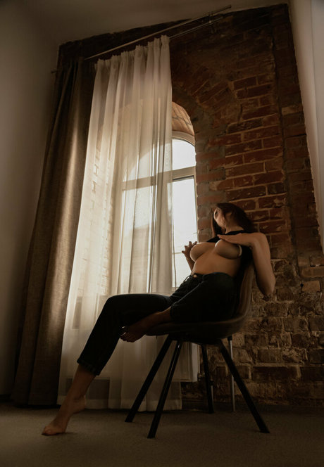 筋肉トランスオンリーファンズ ホット 写真