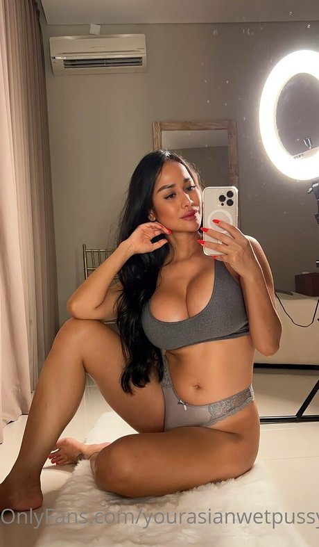 乳首オーガズム オンリーファンズ HD 写真