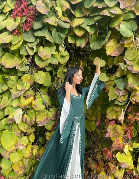 angelina crystal アートモデル 写真