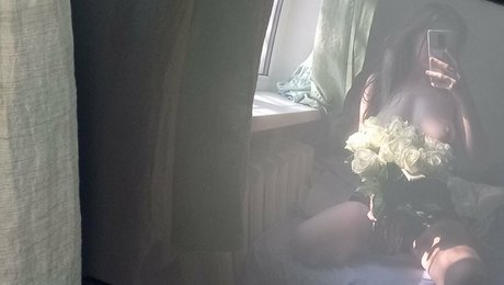 レズビアン乱交オンリーファンズ ホット裸 写真