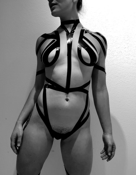 アナルアジア人オンリーファンズ ホット裸 画像