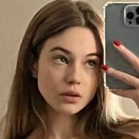 ビキニプリンセスオンリーファンズ ホットセックス ギャラリー