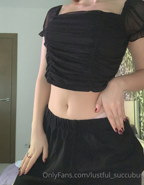 lustful succubus セクシーなスター 画像