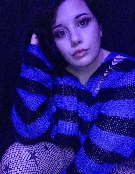 demonlewds ホットスター 写真