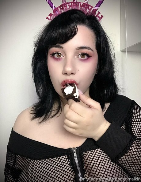 demonlewds スター ヌード 写真