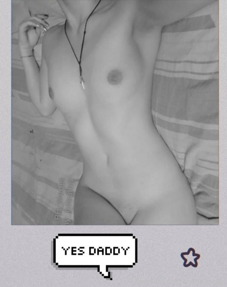 emma model xxxスター ギャラリー