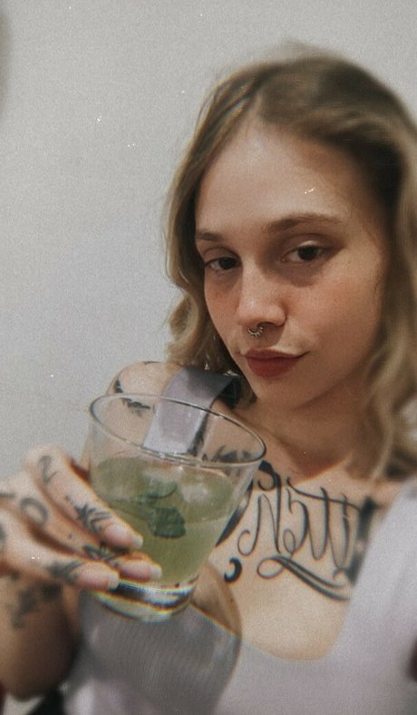 Gwen Stacy セックスモデル 画像