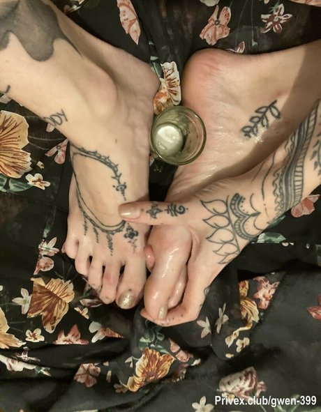 Gwen Stacy セクシーモデル 写真