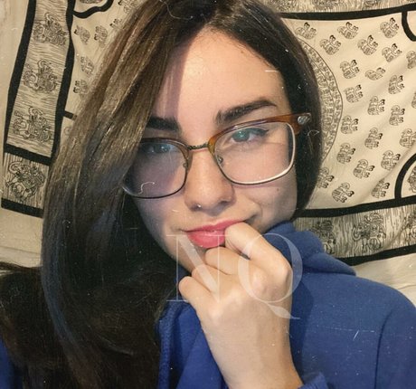 弁護士オンリーファンズ セクシー裸 写真