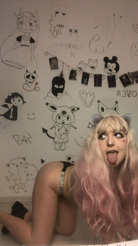 Vickiwilder セクシーなポルノスター 画像