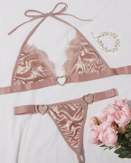 ぽっちゃりラテン系オンリーファンズ ホット 写真