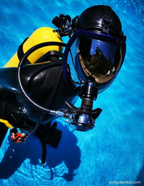 vickydevika ホットモデル 写真