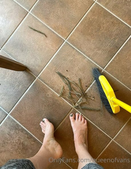 queenofvans 裸の女優 写真