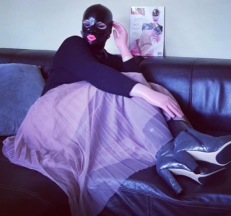 heavyrubberette free 美しいモデル アーカイブ