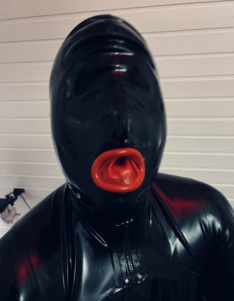 heavyrubberette free アートポルノスター 画像