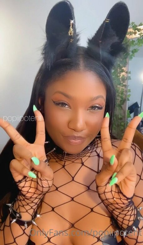 濃厚なヌードオンリーファンズ 無料アダルト 画像