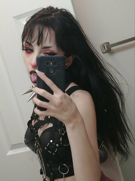 足 マンコ オンリーファンズ ホットポルノ 画像