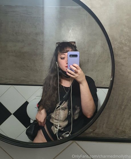 charmedmollytha ヌードスター 写真