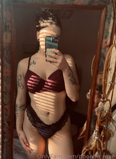 Phoebe mae 高品質のポルノスター 画像