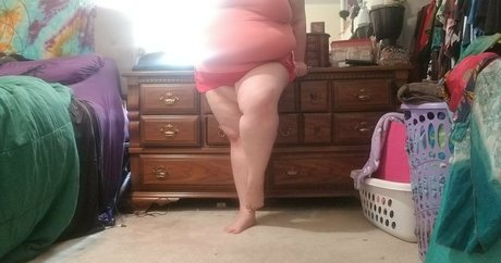 熟女の足オンリーファンズ エロチック 写真